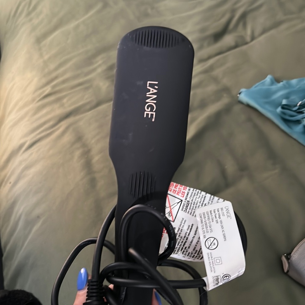 Hair straightener